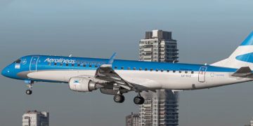 AEROLÍNEAS ARGENTINAS LANZÓ UN PLAN PARA PAGAR PASAJES EN HASTA 12 CUOTAS SIN INTERÉS EN VUELOS NACIONALES