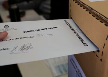 CERRARON LOS COMICIOS Y HAY EXPECTATIVA POR LOS RESULTADOS EN PROVINCIA Y BAHÍA