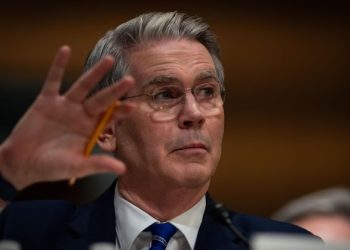 LA NUEVA INTERVENCIÓN DEL TESORO AMERICANO ESTA VEZ NO ALCANZÓ PARA FRENAR LA DEMANDA DE DÓLARES DEL MERCADO