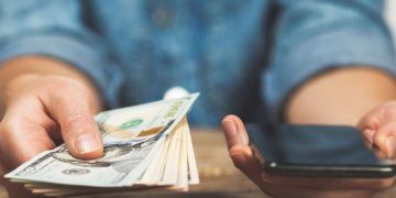 DESCONCIERTO ENTRE LAS BILLETERAS VIRTUALES POR LA POSTURA DEL BCRA QUE LES IMPIDE VENDER DÓLAR OFICIAL