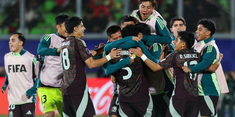 MUNDIAL SUB 20: ESPAÑA ELIMINÓ A UCRANIA Y MÉXICO GOLEÓ A CHILE