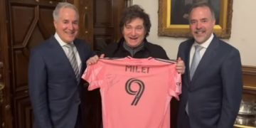 MILEI SE MUESTRA OPTIMISTA Y YA PIENSA EN EL LUNES 27