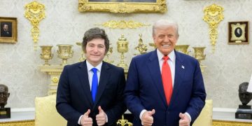 LA ADVERTENCIA DE TRUMP SOBRE LA VIGENCIA DE SU RESPALDO AL GOBIERNO CONVULSIONÓ LA GIRA DE MILEI POR EEUU