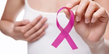 PICCOLINI: «UNA DE CADA 8 MUJERES PUEDE DESARROLLAR CÁNCER DE MAMA»