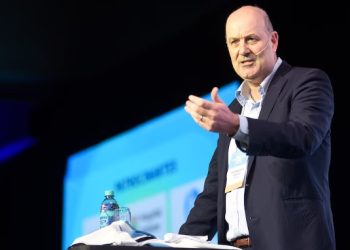 STURZENEGGER ASEGURÓ QUE YA SE ELIMINARON MÁS DE 1.300 NORMAS QUE FRENABAN EL DESARROLLO DE LA ECONOMÍA