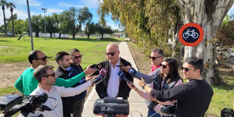 LLITERAS: «LOS CAMBIOS EN LAS CICLOVÍAS BUSCAN MEJORAR LA CONVIVENCIA ENTRE CICLISTAS Y AUTOMOVILISTAS»