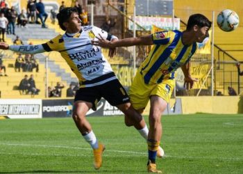 OLIMPO GANÓ 2-0 Y AVANZÓ A OCTAVOS DE FINAL DE LA REVALIDA