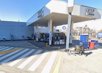 SIMULACRO DE EMERGENCIA EN EL YPF DE CALLE BRANDSEN Y LAMADRID