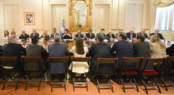 MILEI RECIBIÓ GUIÑOS DE LOS GOBERNADORES PARA LAS REFORMAS, PERO LE RECLAMARON DISCUTIR EL REPARTO DE FONDOS