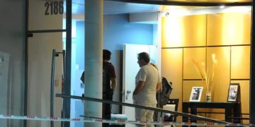 EL MOMENTO EN EL QUE LOURDES FERNÁNDEZ DE BANDANA ERA TRASLADADA TRAS LA DETENCIÓN DE LEANDRO GARCÍA GÓMEZ