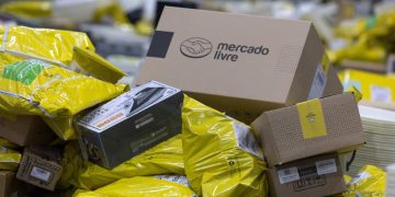 MERCADO LIBRE PIDE QUE EL GOBIERNO REGULE A LAS PLATAFORMAS CHINAS CON LAS QUE COMPITE