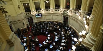 SENADO: LA CASA ROSADA RESISTE UNA ÚLTIMA SESIÓN ACORDADA ANTES DE DICIEMBRE Y TENSIONA CON LA OPOSICIÓN