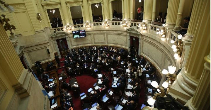SENADO: LA CASA ROSADA RESISTE UNA ÚLTIMA SESIÓN ACORDADA ANTES DE DICIEMBRE Y TENSIONA CON LA OPOSICIÓN