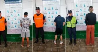 CINCO PERSONAS FUERON DETENIDAS LUEGO DE ALLANAMIENTOS POR EL ROBO DE MOTOS EN EL CENTRO DE BAHÍA BLANCA