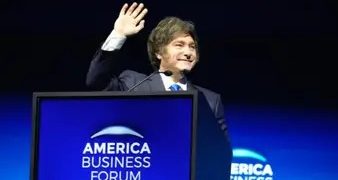 MILEI HABLO DESDE MIAMI: «VAMOS A HACER ARGENTINA Y AMÉRICA GREAT AGAIN CON UN GRAN CONSENSO CAPITALISTA»