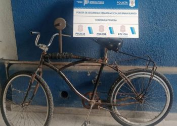 AFILÓ EL CUCHILLO DE UNA MUJER Y DESPUES LA AMENAZÓ CON EL MISMO PARA EXIGIRLE UNA GRAN CANTIDAD DE DINERO