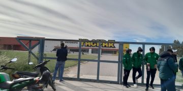 OLEA: «NOS DIJERON QUE ES LA PRIMERA VEZ QUE YAGUAR CIERRA UNA SUCURSAL»