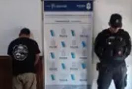 UTILIZABA CARNET FALSO Y FUE APREHENDIDO