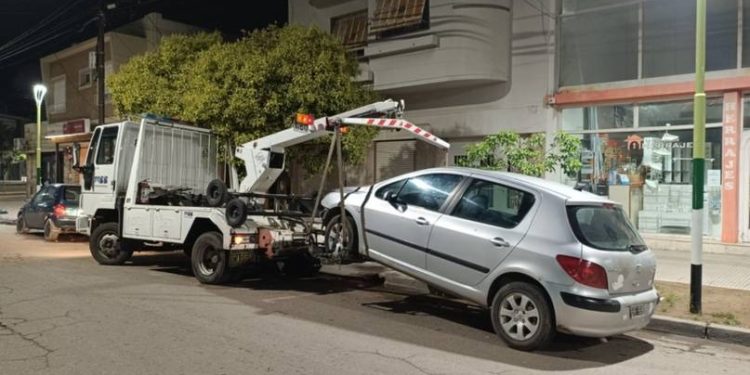 DETIENEN A DOS JOVENES Y DOS MENORES CON 56 GRAMOS DE COCAÍNA