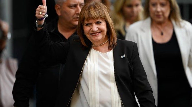 JAVIER MILEI CONFIRMÓ QUE PATRICIA BULLRICH SERÁ LA JEFA DEL BLOQUE DE LA LIBERTAD AVANZA EN EL SENADO