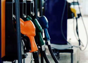 NAFTA Y GASOIL: AUMENTARON EL IMPUESTO QUE SE TRASLADA A LOS PRECIOS EN LAS ESTACIONES DE SERVICIO
