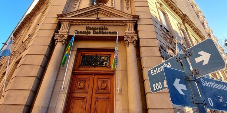 ÁLVAREZ PORTE: «QUEREMOS QUE LOS VECINOS CONOZCAN A LOS CONCEJALES Y EL TRABAJO QUE SE REALIZA»