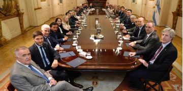 LOS GOBERNADORES PERONISTAS SE REÚNEN PARA EVALUAR LA REFORMA LABORAL