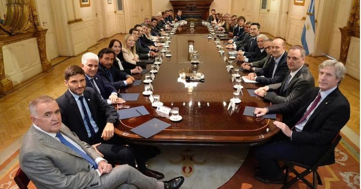LOS GOBERNADORES PERONISTAS SE REÚNEN PARA EVALUAR LA REFORMA LABORAL