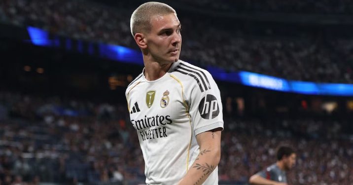 ALERTA POR MASTANTUONO: TRAS OTRO PARTIDO SIN MINUTOS EN EL REAL MADRID, SE DISPARARON LOS RUMORES SOBRE SU FUTURO