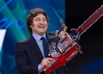 MILEI PROMETIÓ RECORTAR PARTIDAS DEL PRESUPUESTO 2026