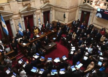 ALERTA EN EL GOBIERNO POR UN ARTÍCULO SOBRE FONDOS EDUCATIVOS QUE PODRÍA COMPLICAR LA APROBACIÓN DEL PRESUPUESTO