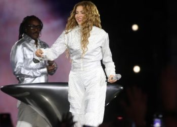 SHAKIRA HIZO VIBRAR EL ESTADIO VÉLEZ EN SU PRIMERA NOCHE