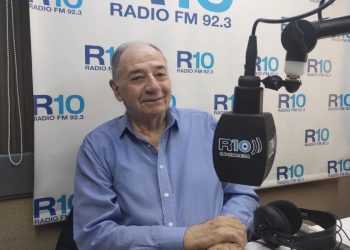 CARLOS CARRIZO PRESENTA SU LIBRO «IMAGENES DE PIAZZOLLA»