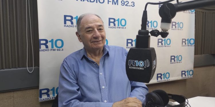 CARLOS CARRIZO PRESENTA SU LIBRO «IMAGENES DE PIAZZOLLA»