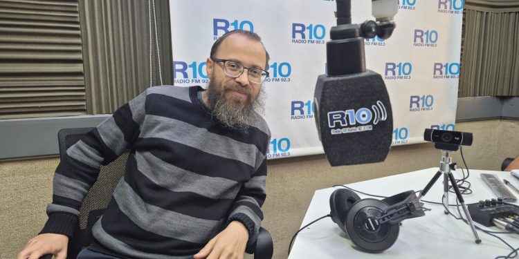 WISCHÑEVSKY: «HACE 28 AÑOS QUE APOSTAMOS A LAS RADIOS»