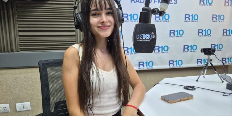 DAVIT: «MI NUEVO TEMA «UN VERANO MÁS» YA SE ESCUCHA EN LAS PLATAFORMAS Y RADIOS»