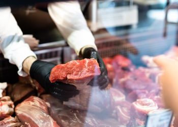 POR QUÉ LA CARNE AUMENTÓ MÁS DE UN 8% EN UN MES Y PODRÍA SEGUIR SUBIENDO