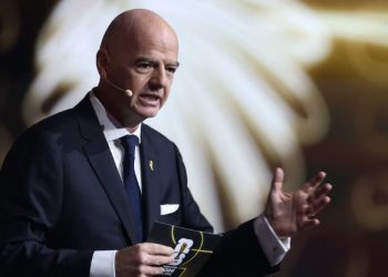 INFANTINO CONFIRMÓ QUE LA FIFA ESTUDIA CAMBIAR LA REGLA DEL OFFSIDE