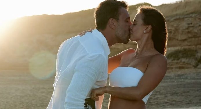 JULIETA PUENTE ANUNCIÓ QUE ESTÁ EMBARAZADA