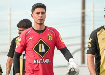 CONMOCIÓN EN EL FÚTBOL ARGENTINO: UN ARQUERO SUFRIÓ UN PARO CARDÍACO EN PLENO ENTRENAMIENTO