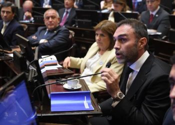 PROMULGARON EL PRESUPUESTO 2026 Y LA LEY DE INOCENCIA FISCAL TRAS LA APROBACIÓN DEL SENADO