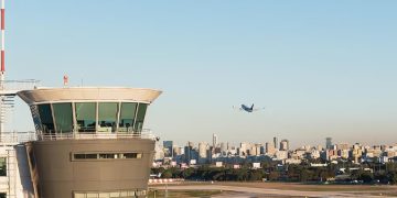 VUELOS EN ALERTA: VENCIÓ LA CONCILIACIÓN OBLIGATORIA DE LOS CONTROLADORES AÉREOS Y HABRÁ MEDIDAS DE FUERZA EN FEBRERO