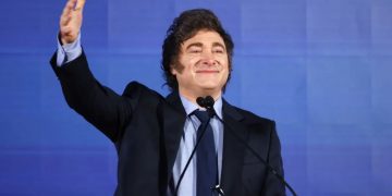 MILEI DEFENDIÓ EL REFINANCIAMIENTO DE LA DEUDA Y DESCARTÓ EL RIESGO DE DEFAULT