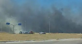SE QUEMARON CASI 400 HECTÁREAS EN LA ZONA DEL AEROPUERTO DE BAHÍA BLANCA