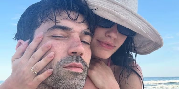 LALI ESPÓSITO Y PEDRO ROSEMBLAT ANUNCIARON SU CASAMIENTO