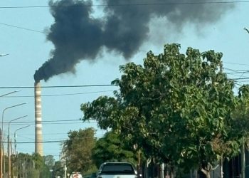 INFORMARON A UNA EMPRESA POR EMISIÓN DE HUMOS