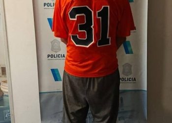 FUERON A BUSCAR UNA MOTO ROBADA Y ENCONTRARON 14 KILOS DE MARIHUANA