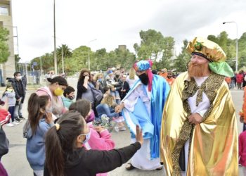 LOS REYES MAGOS LLEGAN A INGENIERO WHITE
