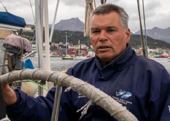 NAVAS: «NO PENSAMOS QUE ÍBAMOS A TENER UNA NAVEGACIÓN TAN DURA POR EL TEMPORAL QUE NOS AZOTÓ»