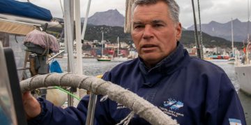 NAVAS: «NO PENSAMOS QUE ÍBAMOS A TENER UNA NAVEGACIÓN TAN DURA POR EL TEMPORAL QUE NOS AZOTÓ»